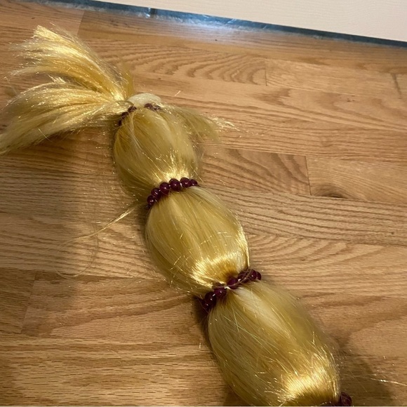 Disney Store Rapunzel Wig Tangled 2 FT Long Kids Costume Princess - Picture 8 of 8